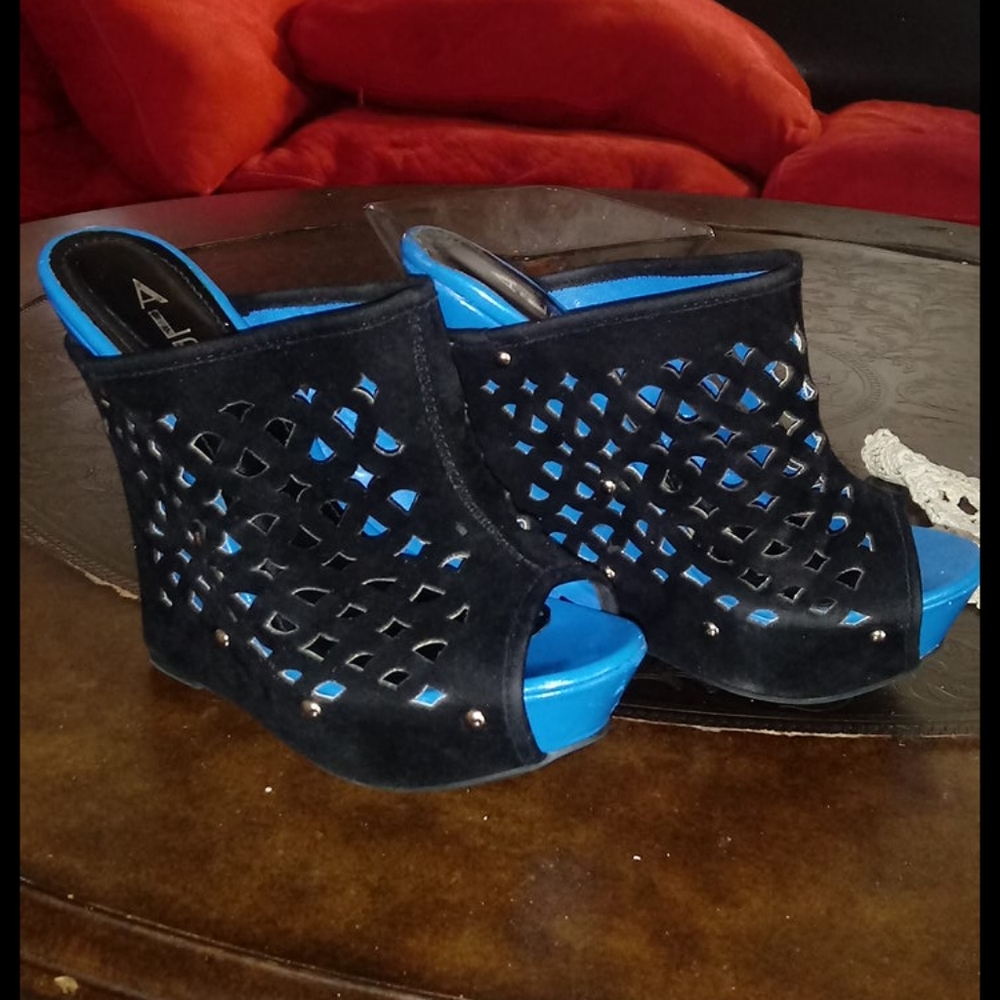 Alba heels